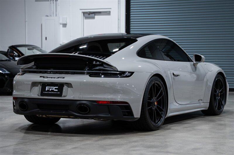 صورة مصغرة 15 لـ 2024 Porsche 911 CARRERA GTS