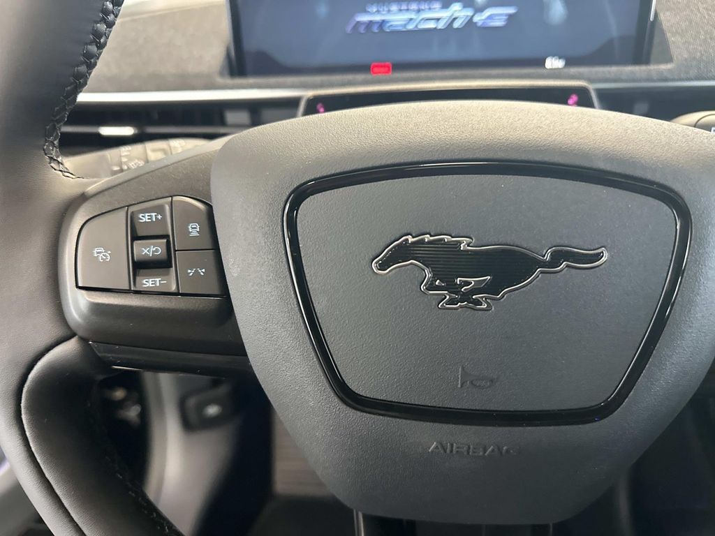 صورة مصغرة 24 لـ 2026 FORD MUSTANG MACH-E PREMIUM