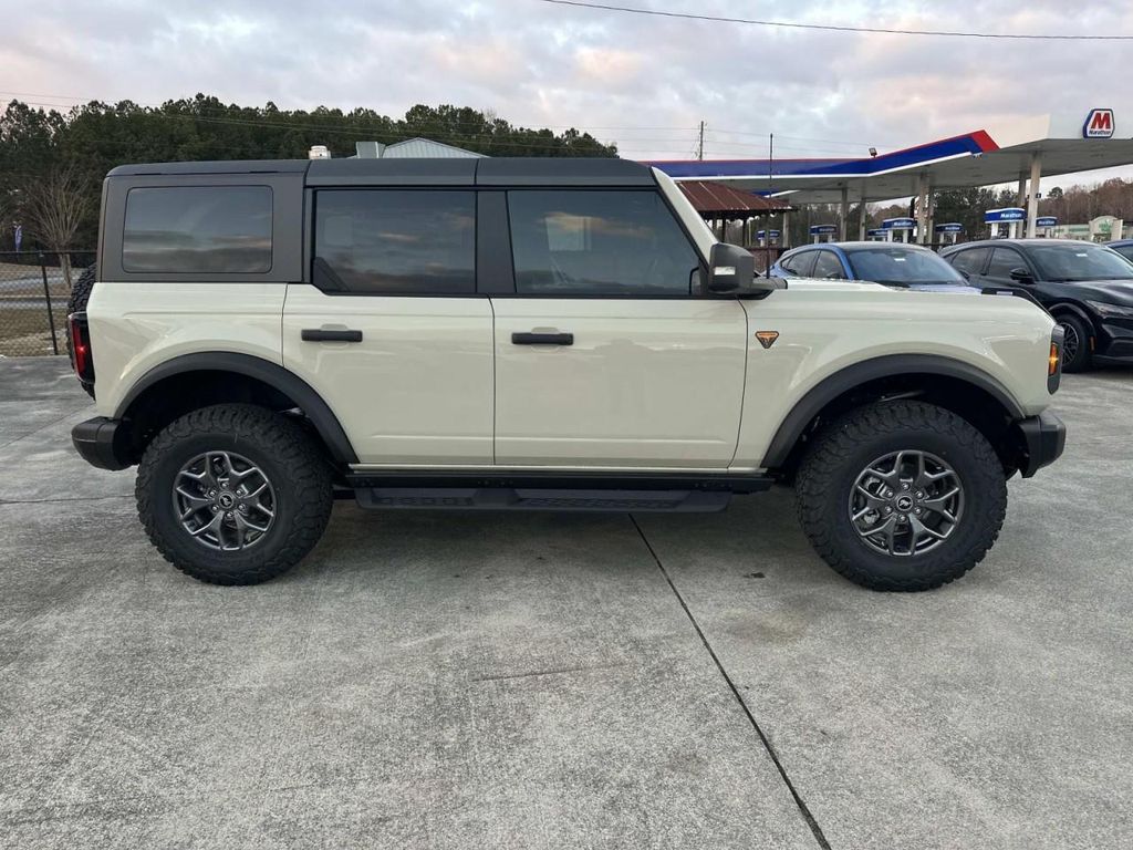 FORD BRONCO - 8