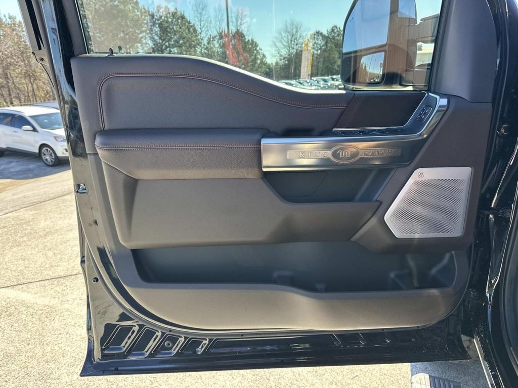 2026 FORD F-250 KING RANCH — фото 10