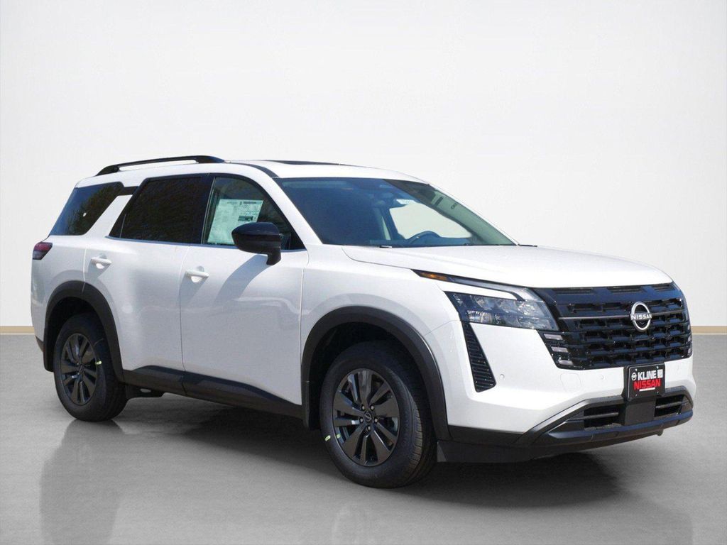 New 2026 Nissan Pathfinder SV