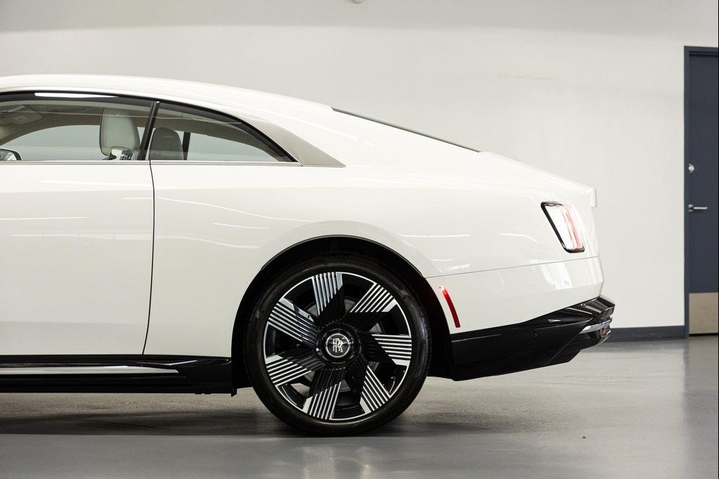 2024 ROLLS-ROYCE SPECTRE 缩略图 14