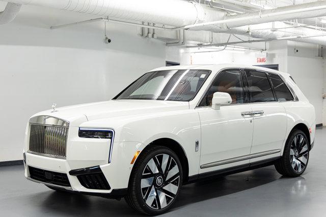 New 2026 Rolls-Royce Cullinan BLKBDGE