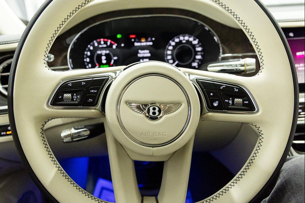 2026 Bentley FLYING SPUR FLY SPUR AZURE — миниатюра 34
