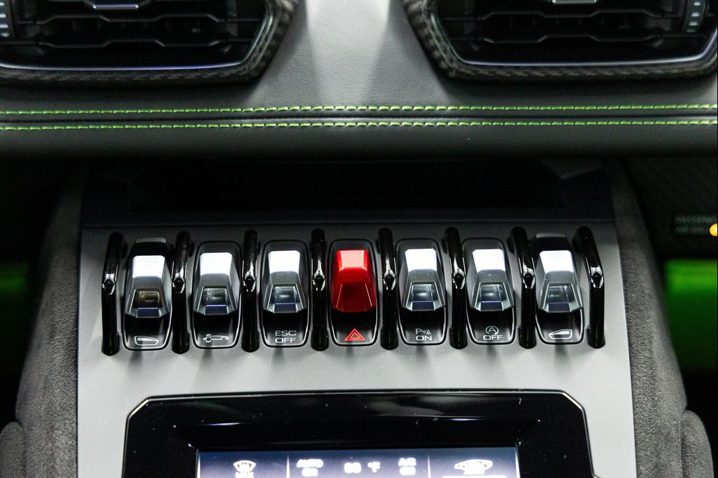 صورة مصغرة 44 لـ 2023 Lamborghini HURACAN TECNICA COUPE