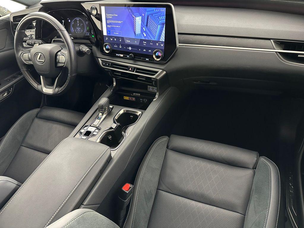 2024 Lexus RX 450H+ BASE photo 39