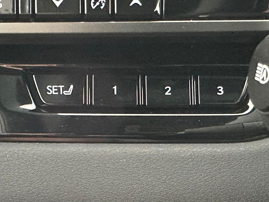 2024 Lexus RX 450H+ BASE photo 42
