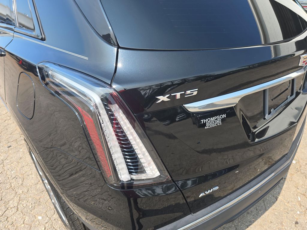 2023 Cadillac XT5 SPORT thumbnail 36