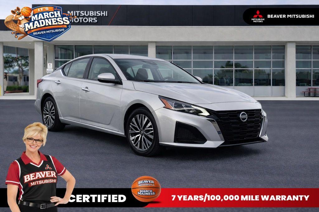 Used 2024 Nissan Altima 2.5 SV