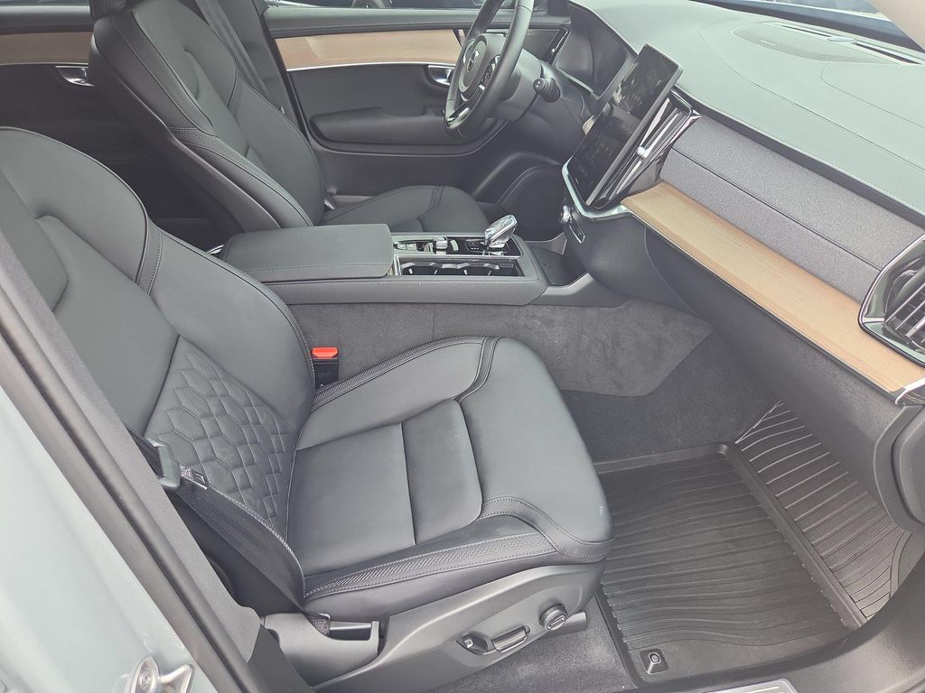 2025 Volvo XC90 B5 PLUS 7-SEATER 缩略图 27