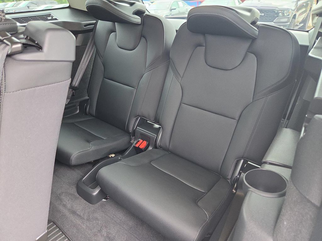 2025 Volvo XC90 B5 PLUS 7-SEATER 缩略图 24