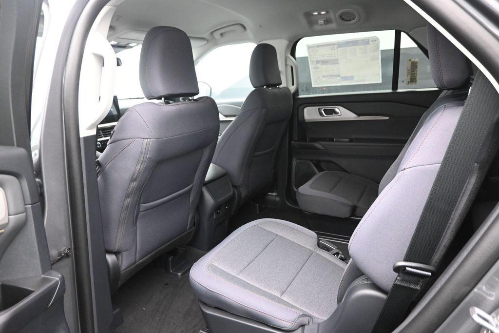 2026 FORD EXPLORER ACTIVE photo 2