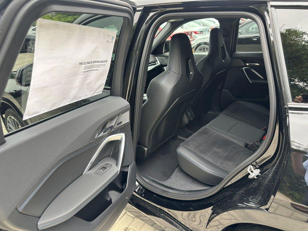 2026 BMW X1 M35I — миниатюра 32