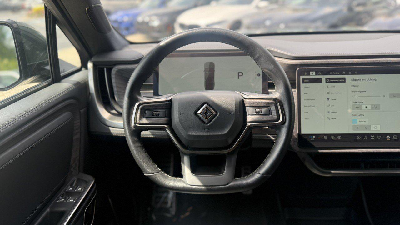 صورة مصغرة 16 لـ 2023 Rivian R1T ADVENTURE QUAD MOTOR LARGE PACK