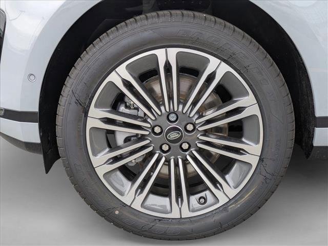 صورة 10 لـ 2026 LAND Rover RANGE ROVER EVOQUE S