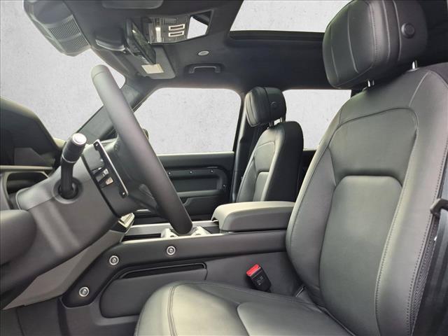 2026 LAND Rover DEFENDER V8 缩略图 21
