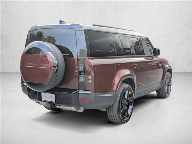 2026 LAND Rover DEFENDER P300 S — фото 5