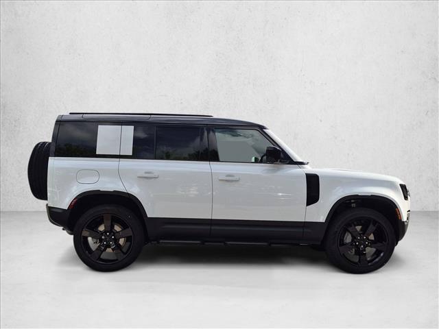صورة مصغرة 4 لـ 2026 LAND Rover DEFENDER P300 S