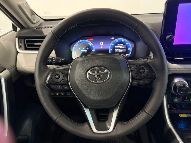 2024 Toyota RAV4 HYBRID LIMITED — фото 16