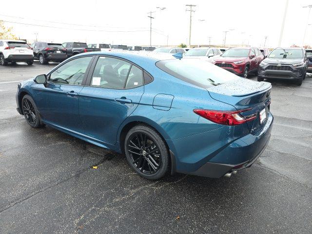 TOYOTA CAMRY - 5