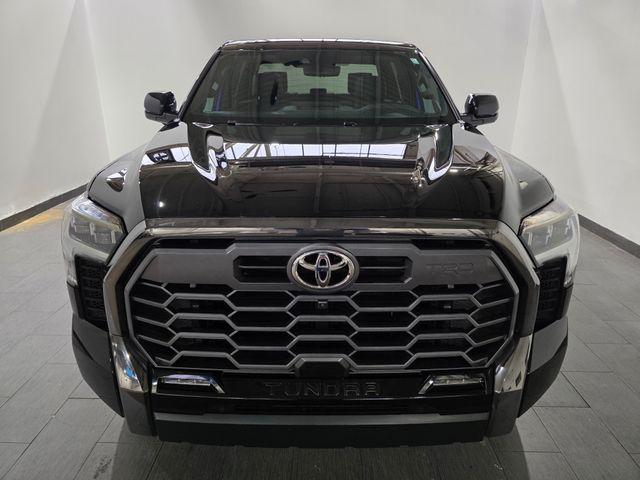 TOYOTA TUNDRA - 8