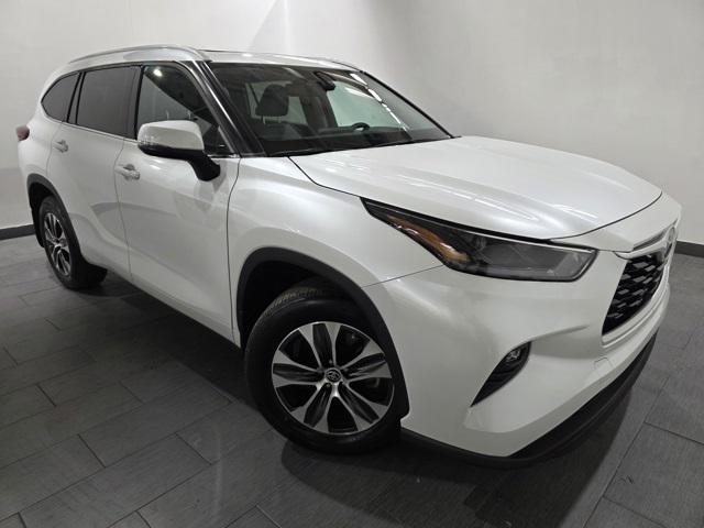 TOYOTA HIGHLANDER - 7