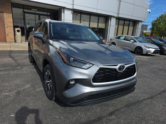 New 2026 Toyota Highlander XLE