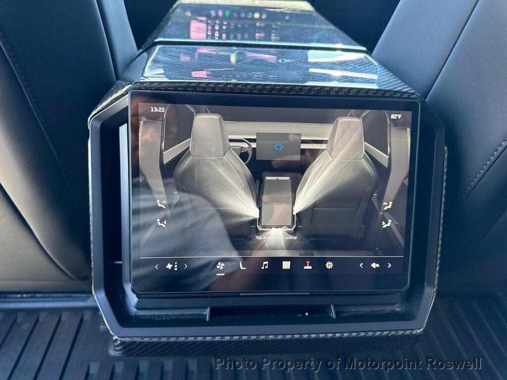 صورة 18 لـ 2024 Tesla CYBERTRUCK ALL-WHEEL DRIVE