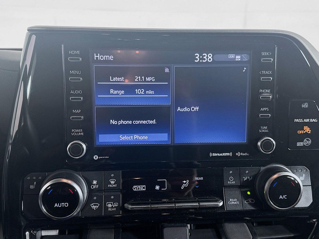 صورة مصغرة 17 لـ 2022 Toyota HIGHLANDER XLE
