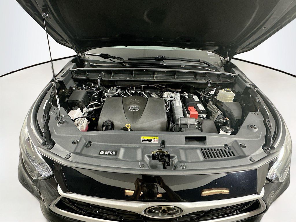 صورة مصغرة 31 لـ 2022 Toyota HIGHLANDER XLE