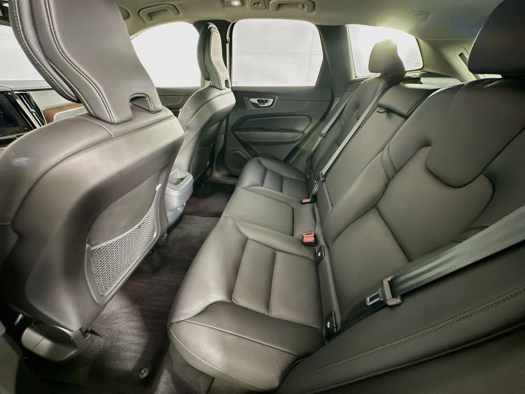 2023 Volvo XC60 B5 PLUS BRIGHT THEME 缩略图 22