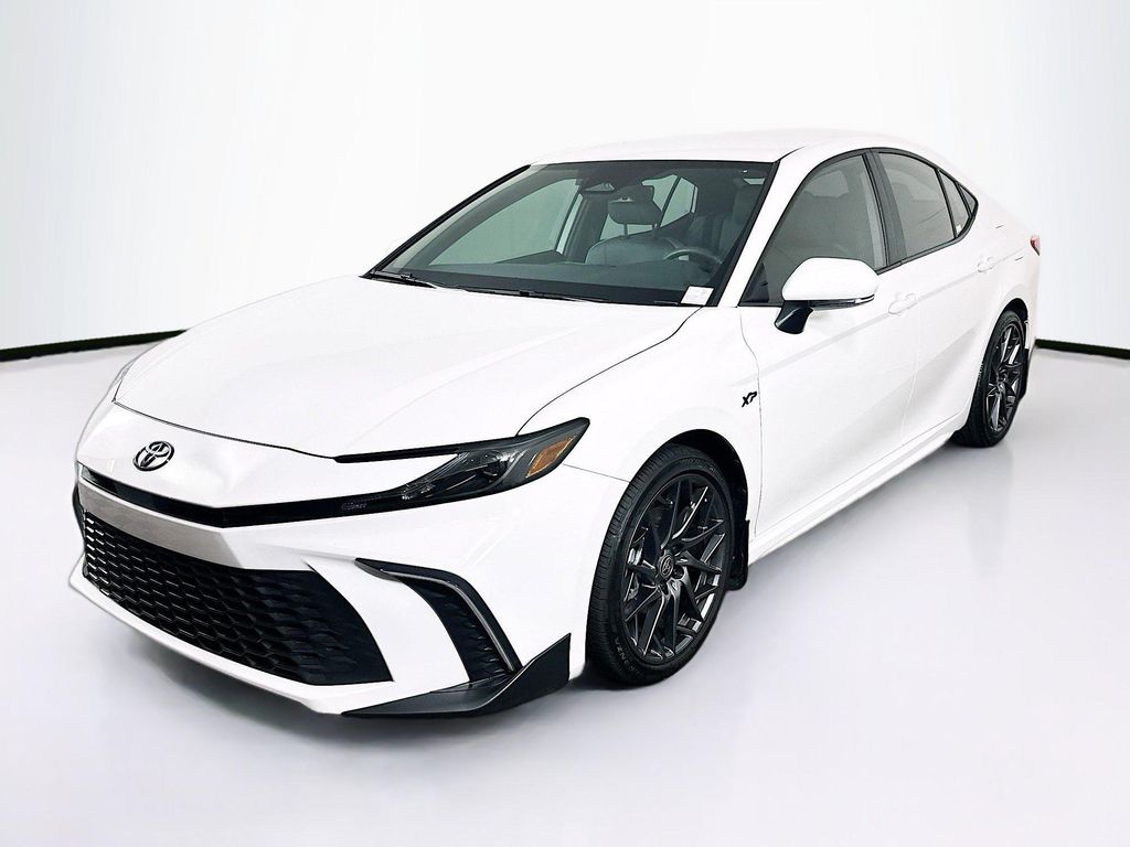 2025 Toyota CAMRY SE 照片 3