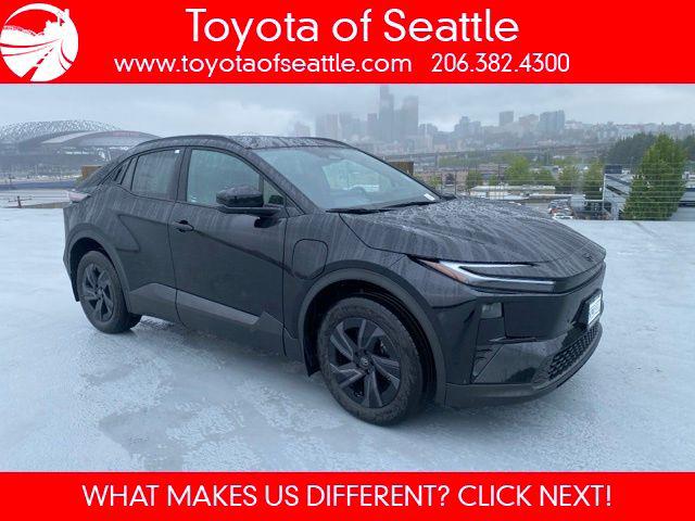 New 2026 Toyota C-HR SE