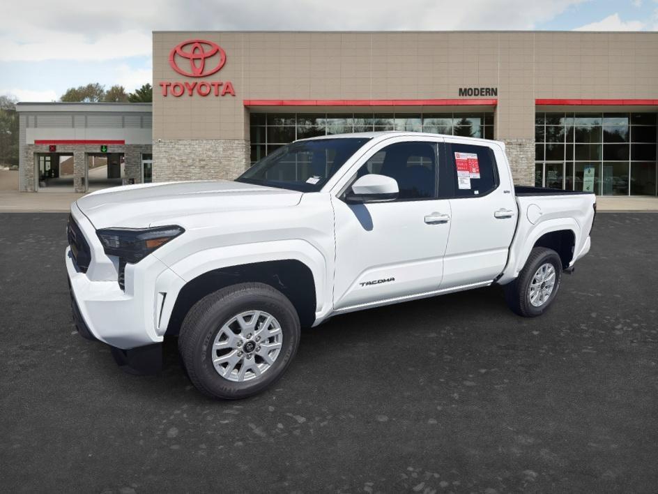 New 2026 Toyota Tacoma SR5