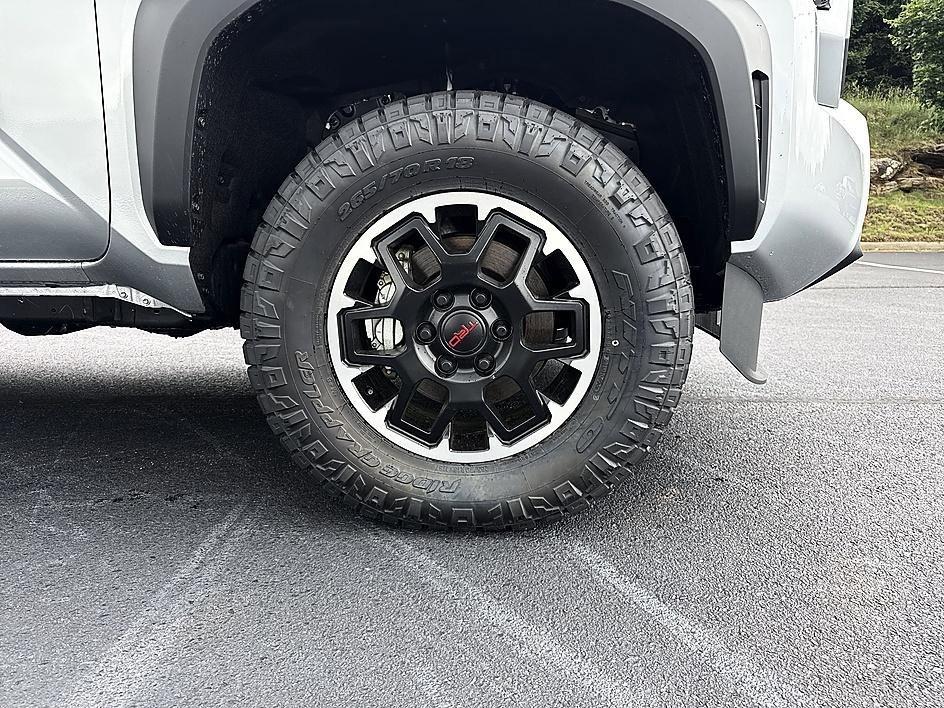 2026 TOYOTA TACOMA HYBRID TRD OFF ROAD photo 8