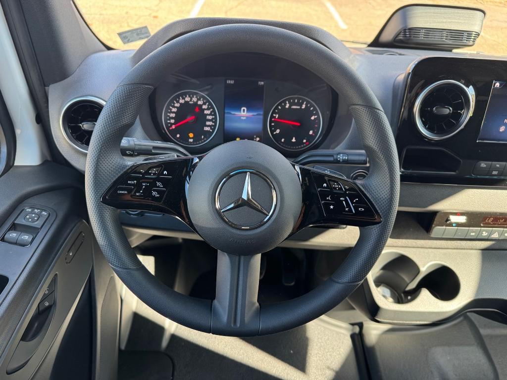 2026 Mercedes-BENZ SPRINTER 2500 144 WB — фото 8