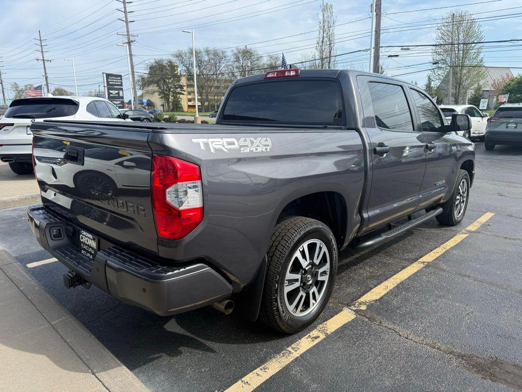 TOYOTA TUNDRA - 6
