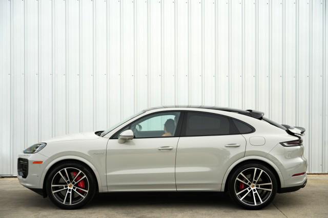 PORSCHE CAYENNE - 9