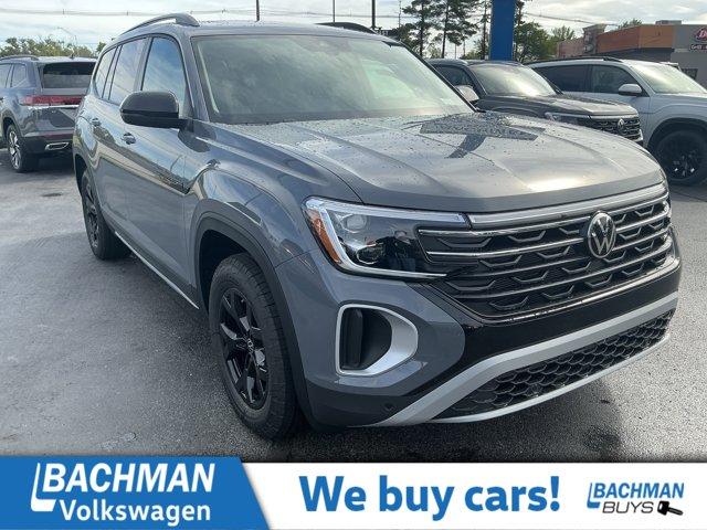 New 2026 Volkswagen Atlas 2.0T Peak Edition