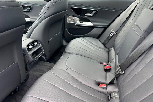 2026 Mercedes-BENZ E-CLASS — миниатюра 11