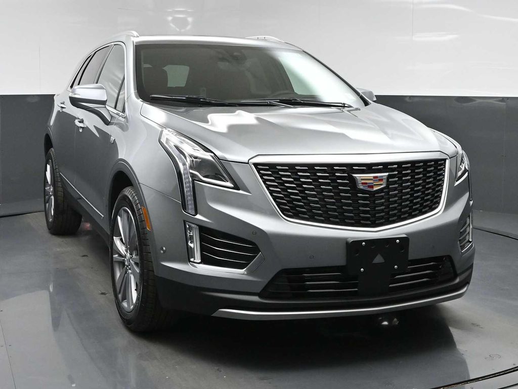 New 2026 Cadillac XT5 Premium Luxury