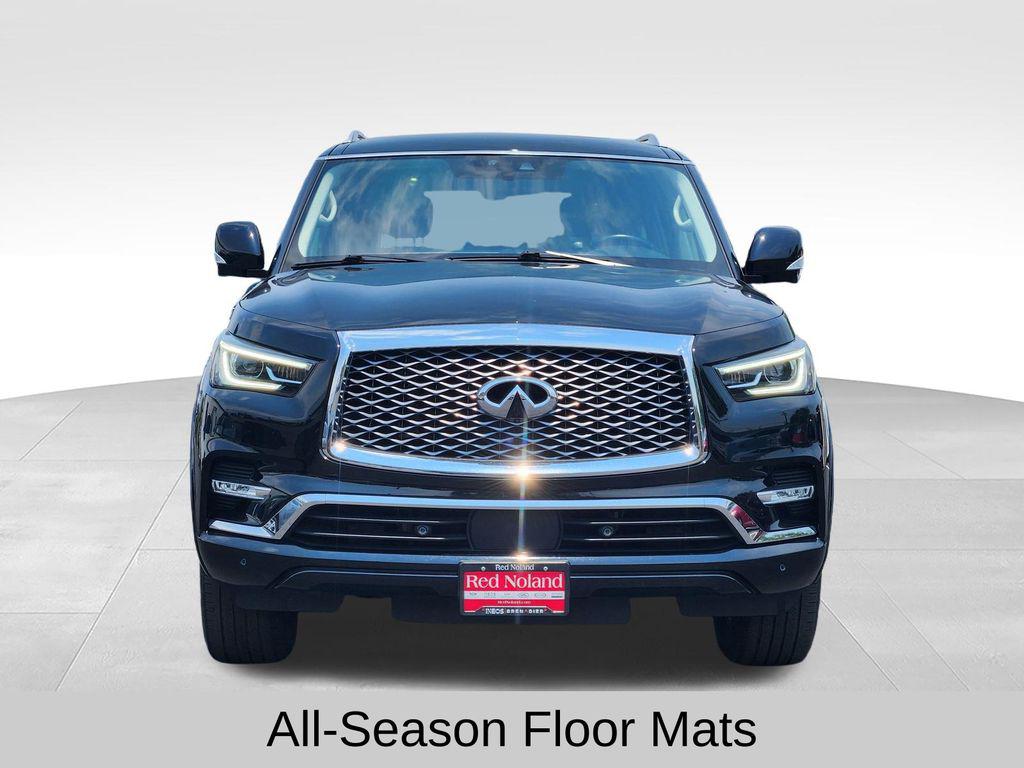 2023 Infiniti QX80 LUXE thumbnail 13