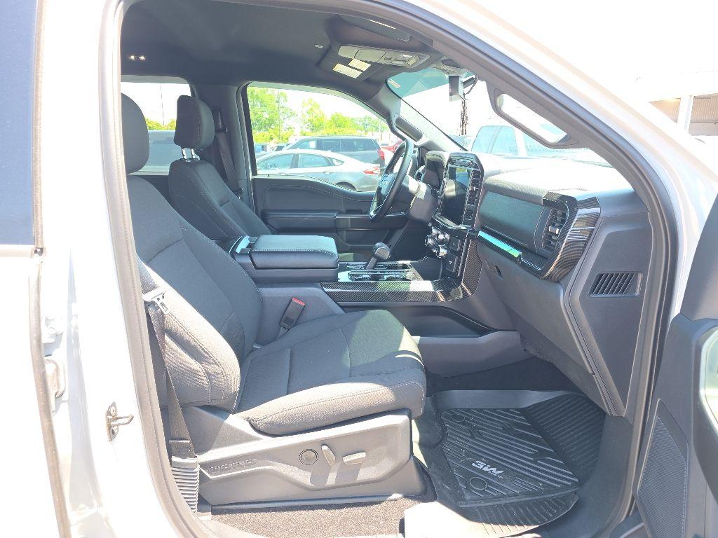 FORD F-150 XLT - 4