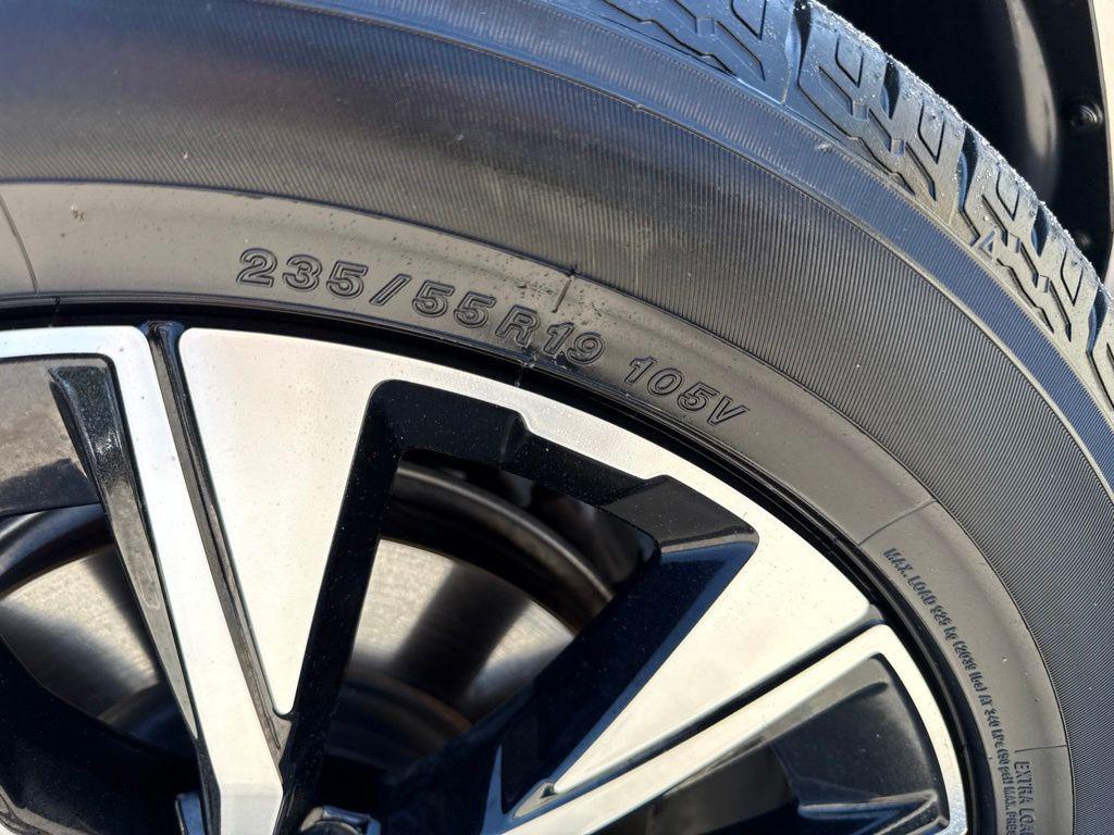 2024 Volvo XC60 B5 PLUS DARK THEME 缩略图 36