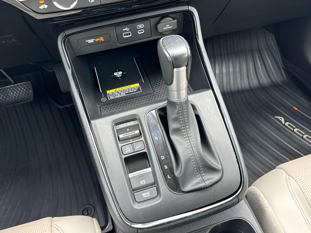 صورة مصغرة 17 لـ 2024 Honda CR-V EX-L AWD