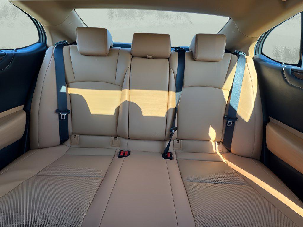 2022 Lexus ES 300H BASE 缩略图 12