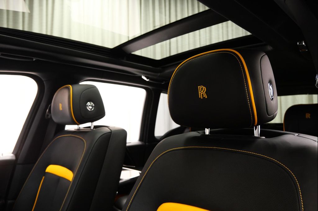 2023 ROLLS-ROYCE CULLINAN BLACK BADGE thumbnail 15