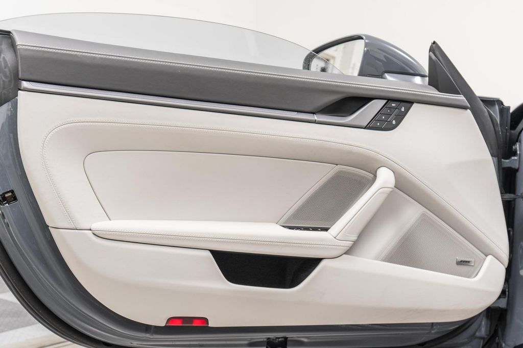 2025 Porsche 911 CARRERA — миниатюра 42