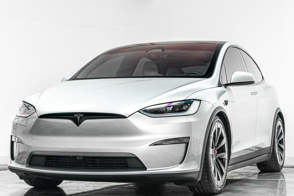 2026 Tesla MODEL X PLAID — фото 5