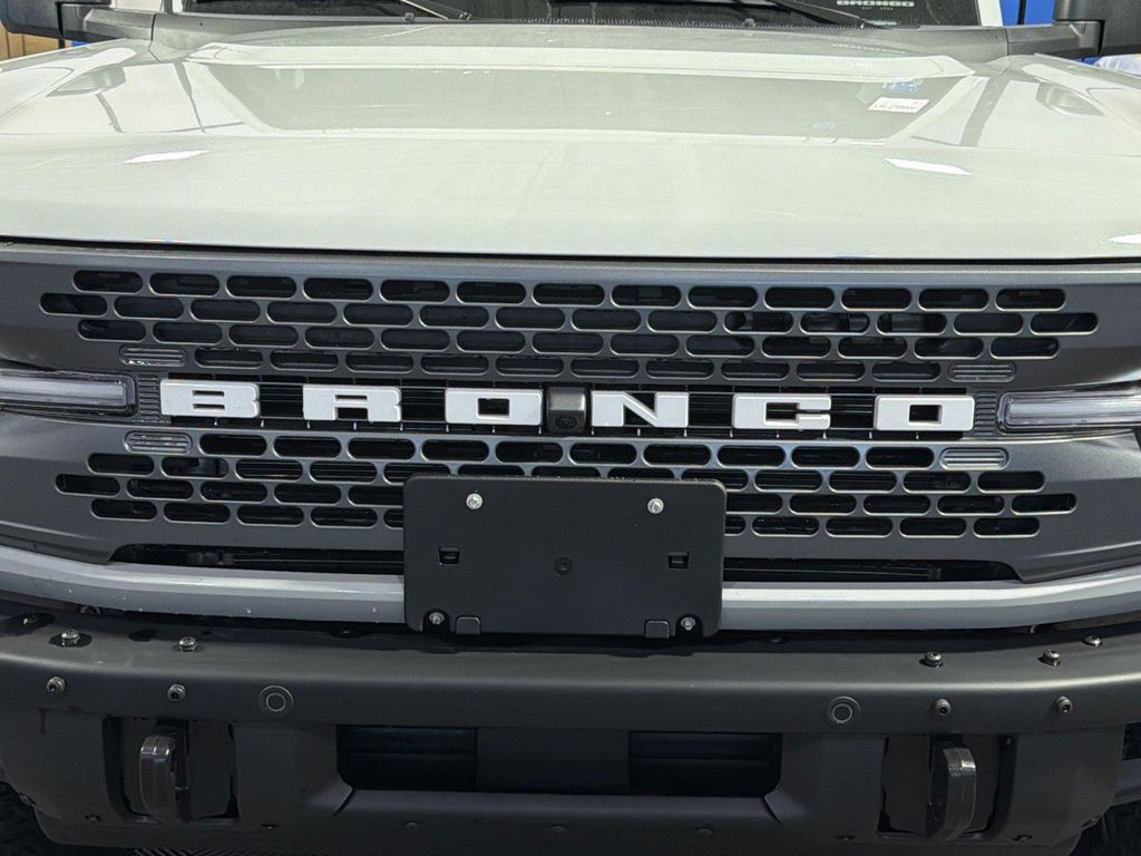 2026 FORD BRONCO BADLANDS photo 9